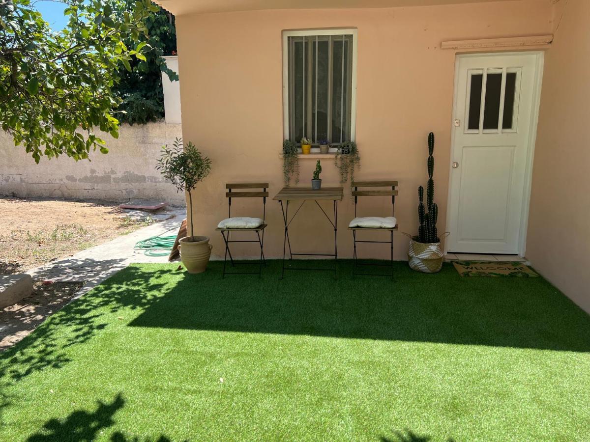 Yiayia Katina'S House Apartment Corinth Exterior photo